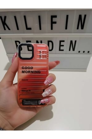 İphone 14 Pro Max Renkli Kılıf Modeli