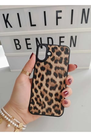 İphone 16 Plus Leopar Kılıf Modeli