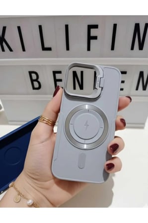 İphone 16 Pro Magsafe Kılıf Modeli