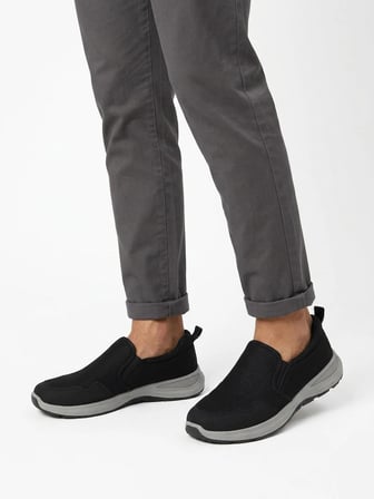 Erkek Siyah Bağcıksız Spor Ayakkabı - Nefes Alabilen Fileli Slip-On Günlük Yürüyüş Ayakkabısı tarzpoli92