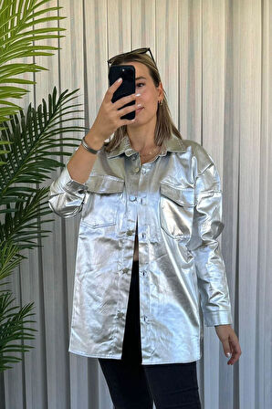 Oversize Varaklı Gümüş Gabardin Gömlek