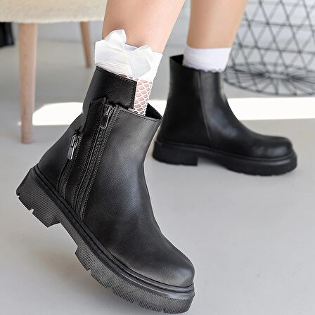 BİÇOMİ Menta Siyah Cilt Fermuar Aksesuarlı Bot