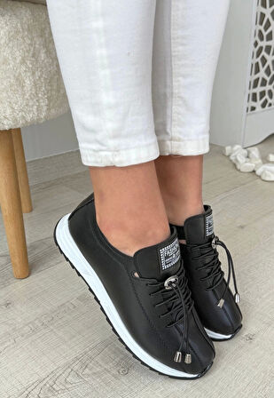 BİÇOMİ Monya Siyah Cilt Bağcıklı Spor Ayakkabı