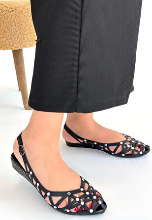 BİÇOMİ Faty Siyah Cilt Babet Ayakkabı