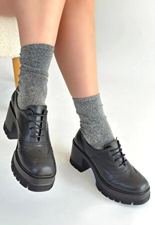 BİÇOMİ Tiwer Siyah Cilt Dolgu Topuk Ayakkabı