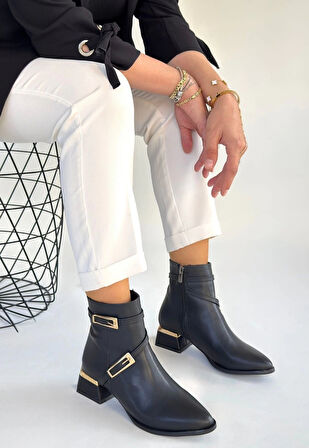 BİÇOMİ İnay Siyah Cilt Topuklu Bot