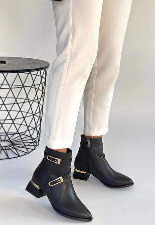 BİÇOMİ İnay Siyah Cilt Topuklu Bot