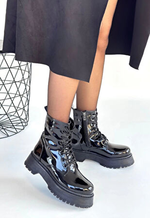 BİÇOMİ Jonni Siyah Rugan Bağcıklı Bot