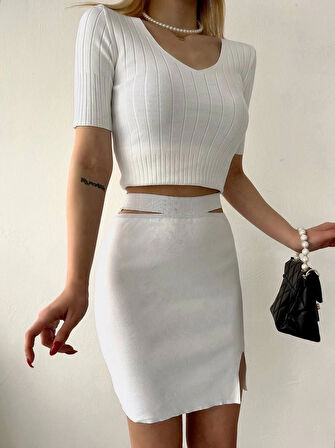 BİÇOMİ Etekli triko takım beyaz t23107