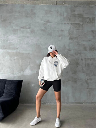 BİÇOMİ 3 iplik şardonlu oversize kafa baskılı sweat beyaz