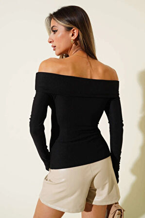 BİÇOMİ Madonna Yaka Düğmeli Bluz siyah t4329