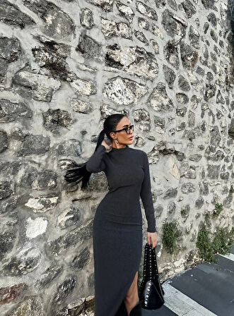 BİÇOMİ Yırtmaçlı kalın bürümcük uzun elbise siyah