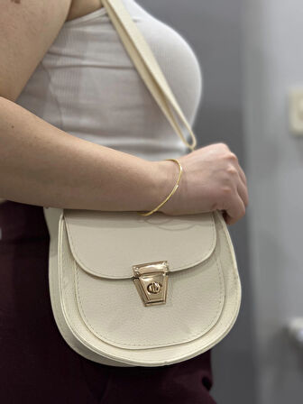 BİÇOMİ Klasik kapaklı bej cilt çanta