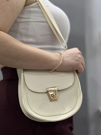 BİÇOMİ Klasik kapaklı bej cilt çanta