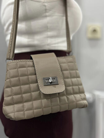 BİÇOMİ Kapaklı kapitone vizon cilt çanta