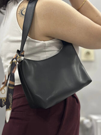 BİÇOMİ Riwan siyah cilt çanta