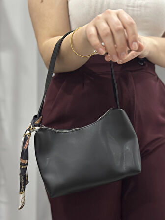 BİÇOMİ Riwan siyah cilt çanta