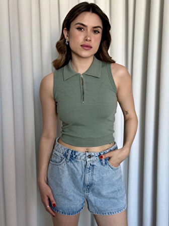 BİÇOMİ Kısa fermuarlı crop