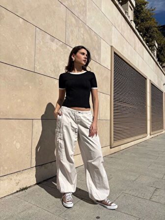 BİÇOMİ Yaka kol garnili ön parçalı bluz