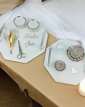 Unity  Beyaz Söz Tepsisi