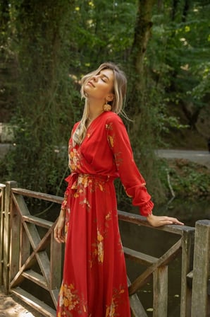 Uzun çiçekli Astarlı Şifon Elbise Kırmızı