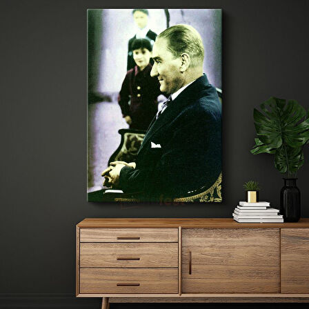 Gülümseyen Atatürk - Çocuklarla Anı Kanvas Tablo