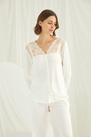 Monamise Kadın Yakası ve Omzu Dantelli Önü Boydan Düğmeli Pijama Takımı 18201