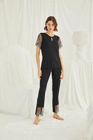 Monamise Kadın Yakası Detaylı Brode Dantelli Pijama Takımı 19193