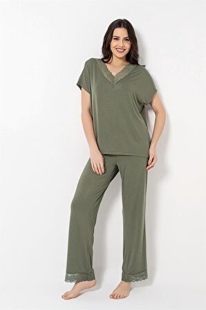 Kısa Kollu V Yakalı Dantelli Pijama Takımı
