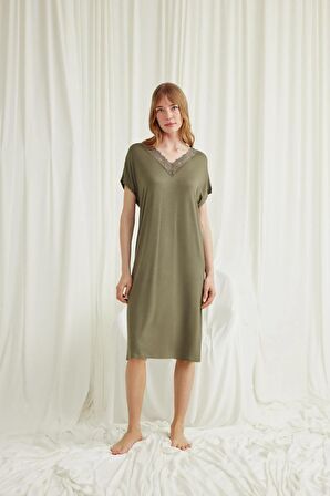 Monamise Kadın Yakası Dantelli Kısa Kollu Gecelik 18593 