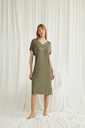 Monamise Kadın Yakası Dantelli Kısa Kollu Gecelik 18593 