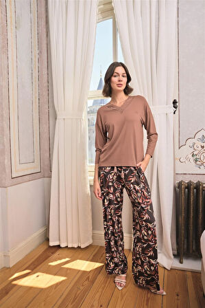 Monamise Kadın Yaprak Desenli Dantelli V Yaka Pijama Takımı 24166 