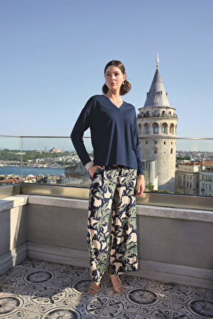 Monamise Kadın Yaprak Desenli Uzun Kollu V Yaka Pijama Takımı 24141 