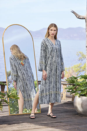 Monamise Kadın Desenli ve Yırtmaçlı Uzun Kollu V Yaka Elbise 25045 