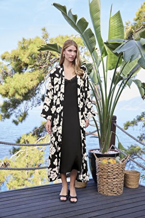 Monamise Kadın Desenli Dantelli ve Dekolteli Sabahlık Takımı 25062 