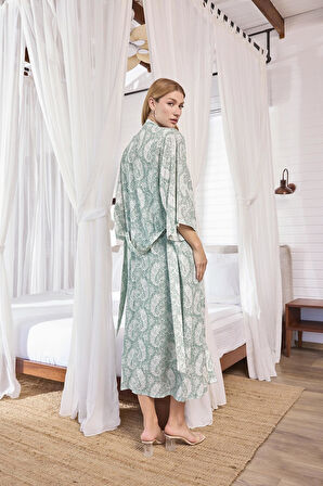 Monamise Kadın Etnik Desenli Dantelli ve Dekolteli Sabahlık Takımı 25102 