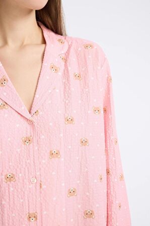 DeFacto Pijama Yaka Dokuma Pijama Üstü-Fall in Love E3474AX25SPPN99