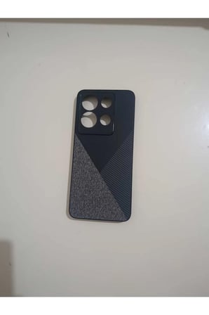 İnfinix Note 30 Siyah Kılıf Modeli
