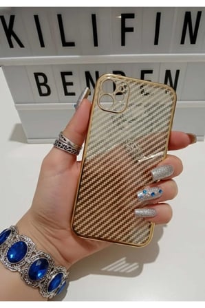 İphone 11 Karbon Fiber Kılıf Modeli