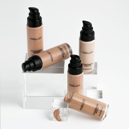 İnce Yapılı Fondöten-AMC Cream Foundation LC200 NF