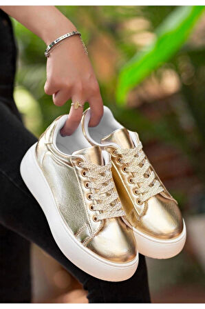 Sarı Rugan Bağcıklı Spor Ayakkabı