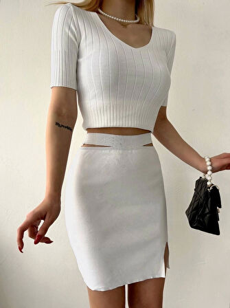 Etekli triko takım beyaz t23107