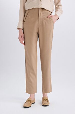 DeFacto Slim Fit Dar Kesim Cepli Yüksek Bel Kısa Paça Basic Düz Kumaş Pantolon A5197AX23WNBG577