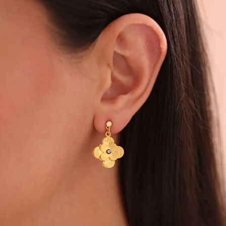 Nisera Themis Altın Küpe