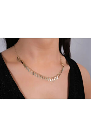 Sallantılı Püsküllü Altın Kolye