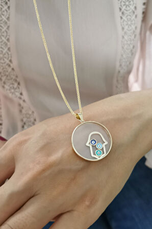 Altın Fatma Ana Eli Camlı Tasarım Kolye