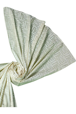 İpeksi Dokulu Jakarlı Geometrik Desenli Şal 75x190 cm