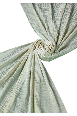 İpeksi Dokulu Jakarlı Geometrik Desenli Şal 75x190 cm