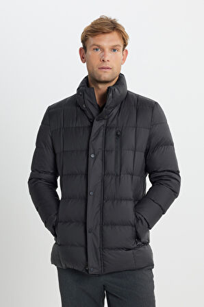 Standart Fit Normal Kesim Dik Yaka Yan Cepli Mont