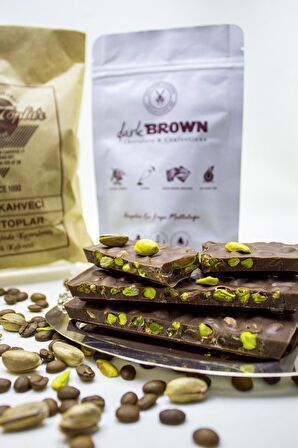 Nuri Toplar 500 Gram Taze Çekim Türk Kahvesi & 250 Gr Antep Fıstıklı Sütlü Beyoğlu Çikolatası